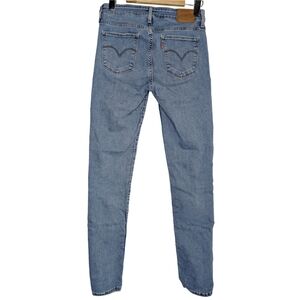Levis Women's size 26 711 Skinny‎ Light wash Blue Cotton Denim Jeans